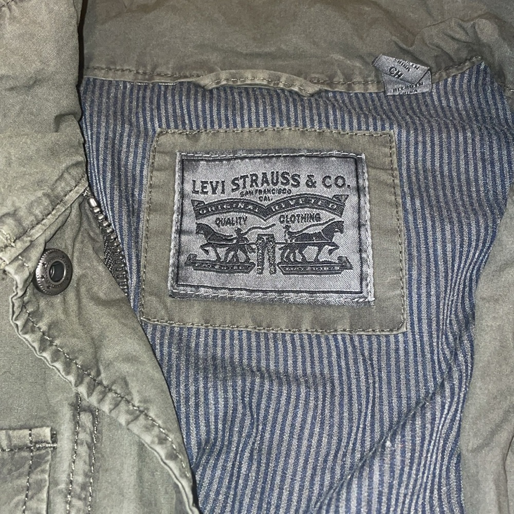 Levi jacket size small - Picture 2 of 6